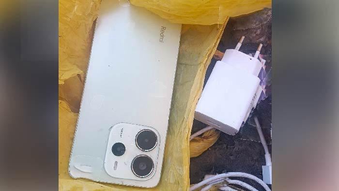 Incautan celulares y cargadores en el penal de Cochamarca. Foto: INPE.
