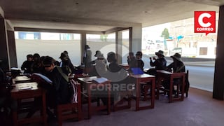 Junín: Escolares estudian en ambientes sin puertas ni ventanas (FOTOS)
