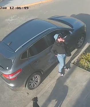 Ica: sujetos forcejearon puerta de vivienda y huyeron tras ser descubiertos por vecino en Subtanjalla