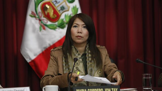 Congreso no alcanza votos y blinda a María Cordero Jon Tay acusada de ‘mochasueldo’
