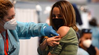 España pondrá la cuarta dosis de la vacuna contra el COVID-19 a toda la población