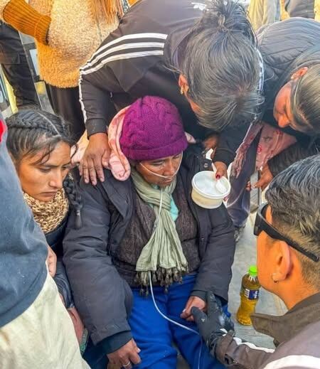 La policía y fiscalía llevan a cabo las investigaciones de la muerte del transportista