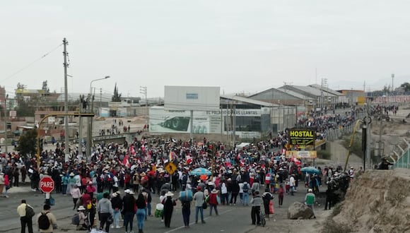 Manifestaciones con bloqueo de vías afectaron a microempresarios y quebraron| Foto: Yorch Huamaní