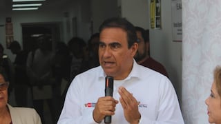 Alza de combustible abre debate sobre aumento de sueldo y ministro de Trabajo evalúa medidas (VIDEO)