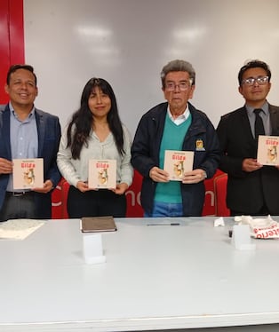 Ceremonia se desarrolló en el auditorio de la Caja Tacna. (Foto: Adrian Apaza)