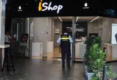 Sujetos rompen mampara y roban equipos en tienda de celulares de alta gama en Miraflores