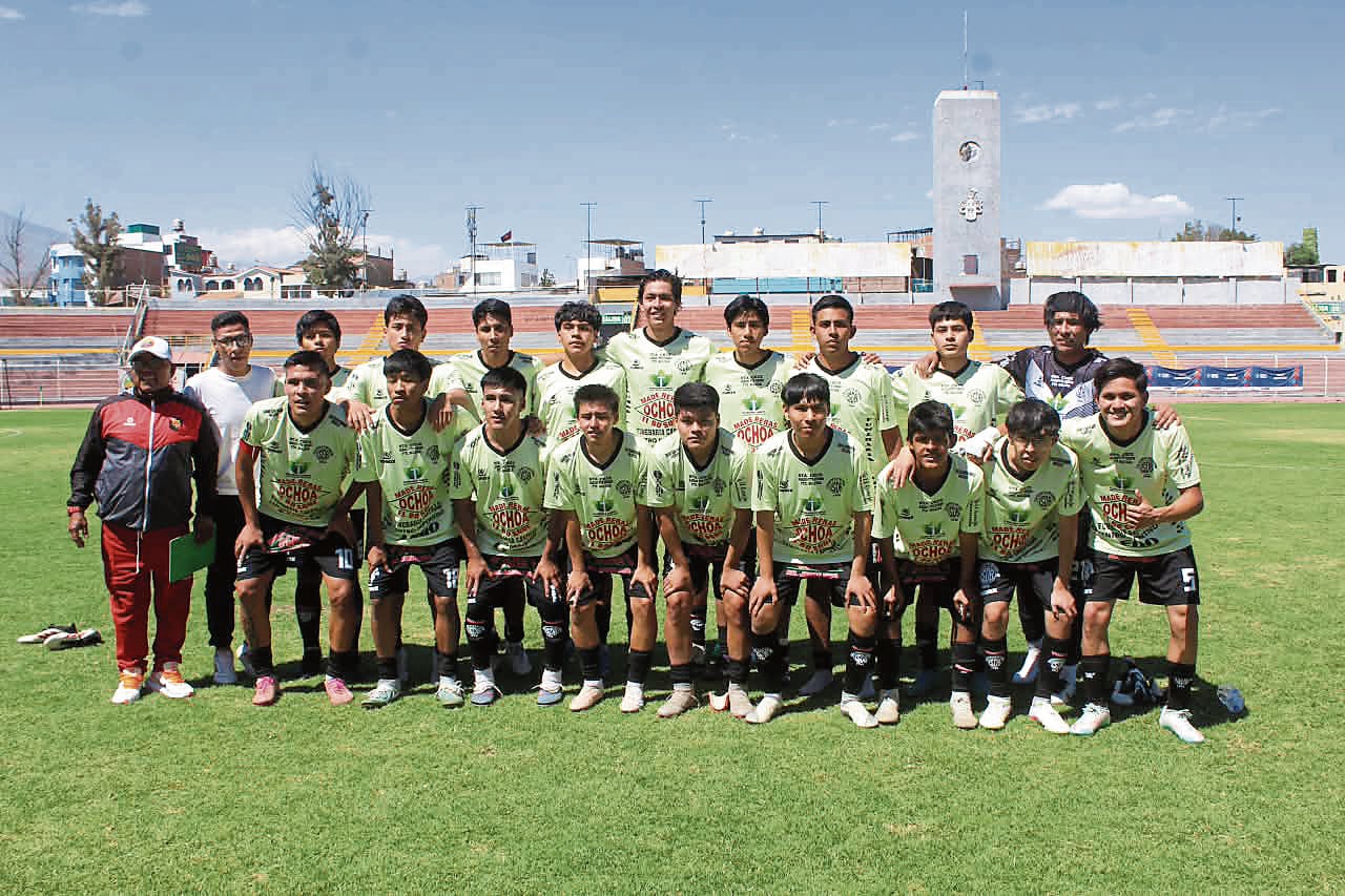 Deportivo Bolivariano superó al FBC Piérola en la Liga Distrital de Fútbol de Arequipa. (Foto: Álvaro Figueroa/@photo.gec)