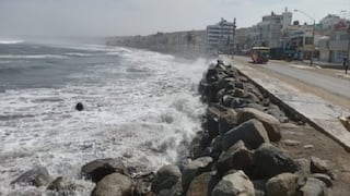 Cierran 65 puertos en Perú por alerta de tsunami tras terremoto de 8,8 en Rusia