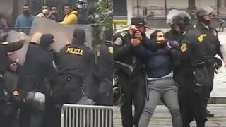 Trabajadores de limpieza de Lima protestaron en la Plaza Mayor y fueron retirados a empujones