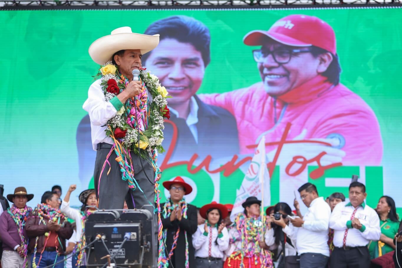 Yenifer Paredes postula al Congreso con el partido Juntos por el Perú. (Foto: Facebook de Roberto Sánchez)