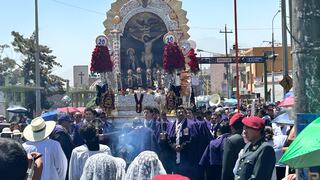 Fieles piden por salud y seguridad en el tercer recorrido del Cristo Moreno en Arequipa (VIDEO)