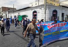 Arequipa: Docentes de institutos superiores en huelga por tercera semana ante falta de acuerdos