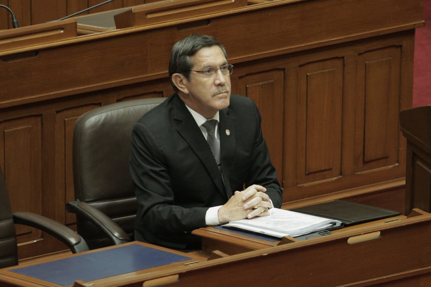 El titular de Defensa deberá responder 12 preguntas. (Foto: GEC)