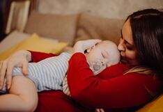 El poder del abrazo: Beneficios emocionales, físicos e inmunológicos para el desarrollo de los bebés