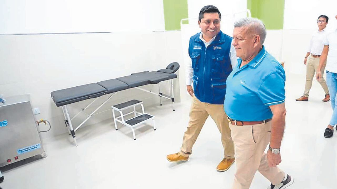 El gerente general de la Región dijo que César Acuña también se “agota” y si pide unos días de descanso no significa que no quiera trabajar.