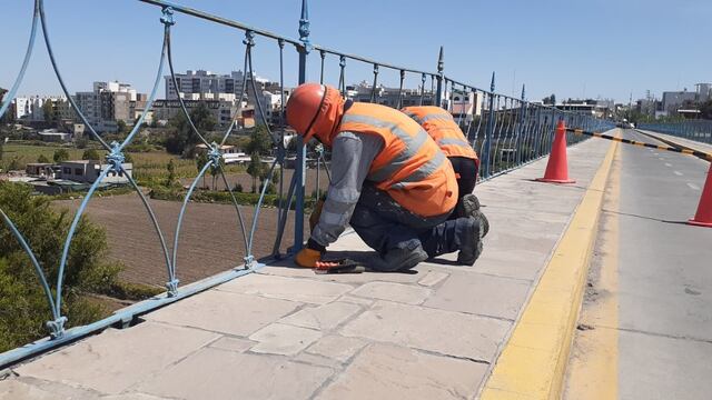 Mantenimiento del puente de Fierro está al 40% en Arequipa