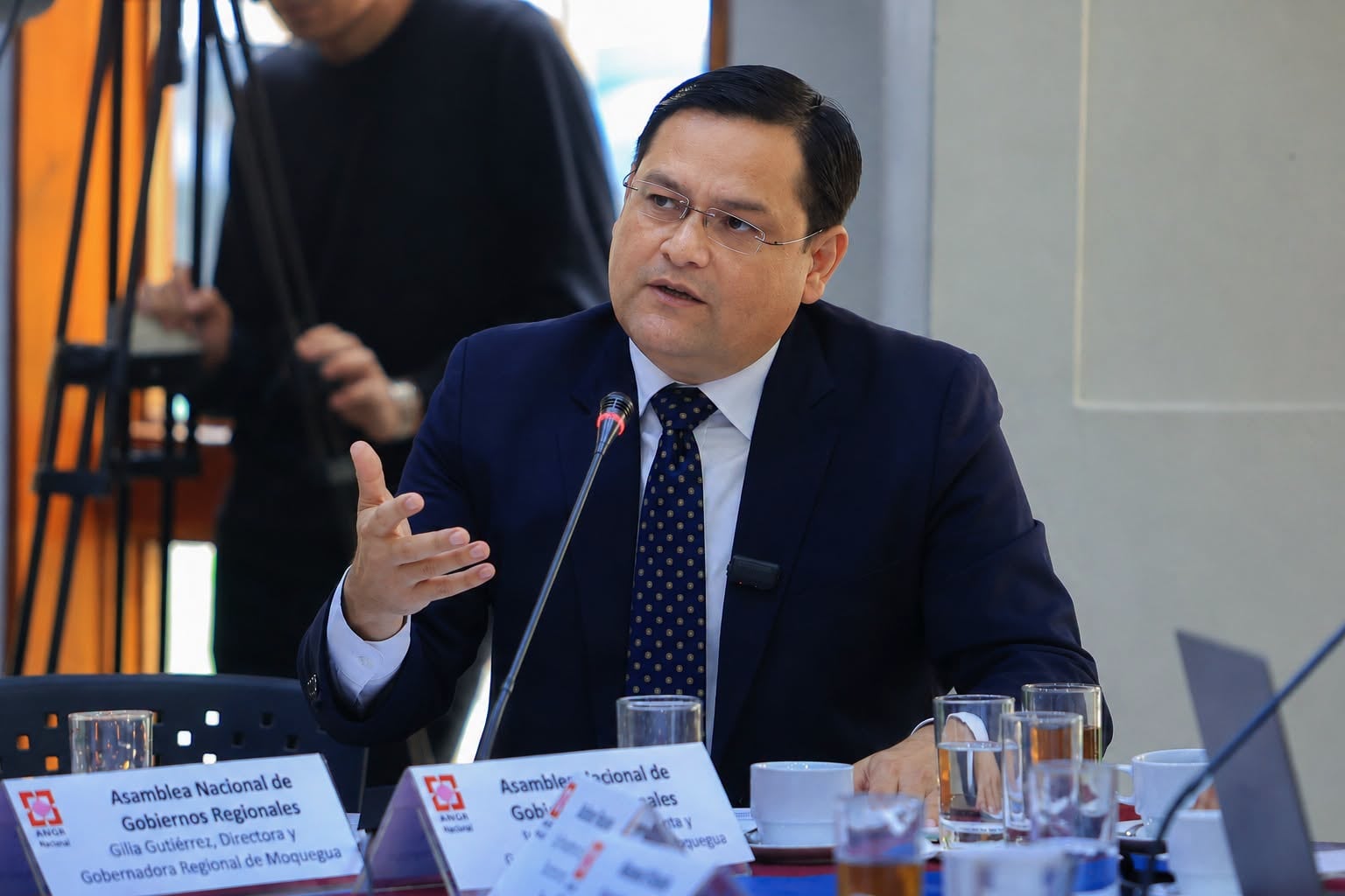 Jorge Pérez fue denunciado por Apdrecel.