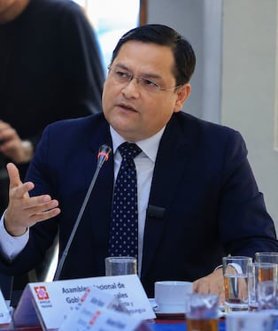 Jorge Pérez fue denunciado por Apdrecel.