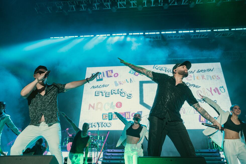 Chyno y Nacho presentaron un show en marco a su gira 'Eterno' en Lima