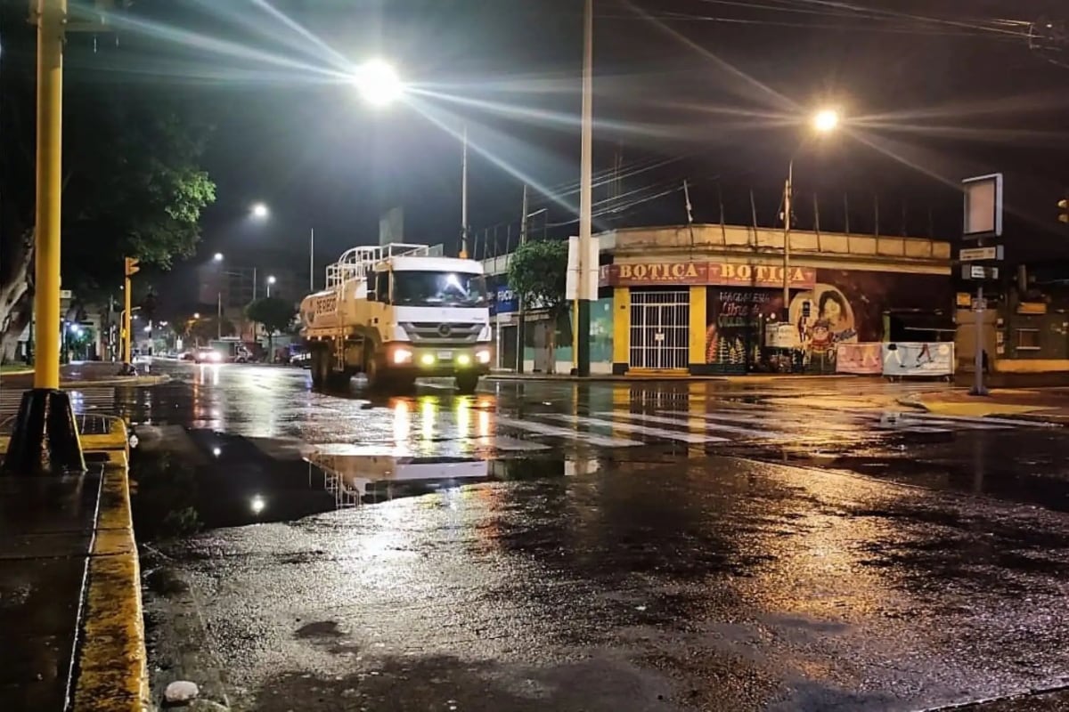 Precipitaciones se registraron durante la madrugada en distritos costeros y zonas del Callao. El Senamhi mantiene alerta roja en varias regiones del país hasta el 19 de febrero. (Foto: Referencial/Andina)