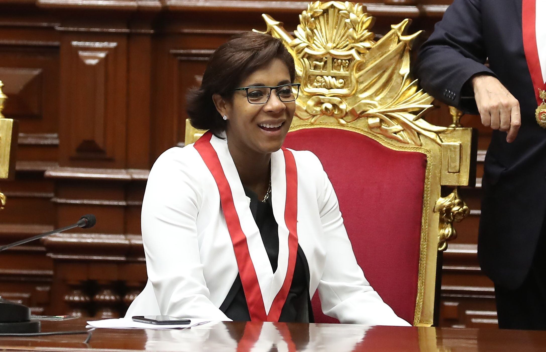 Sueldo congresal no le alcanzaba, dijo Chihuán.