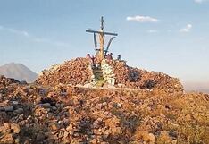 Semana Santa: Suben a los cerros para vivir el calvario de Jesús en Arequipa