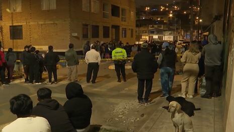 Villa El Salvador: Acribillan a mujer tras bajar de mototaxi y dejan una flor junto a cuerpo