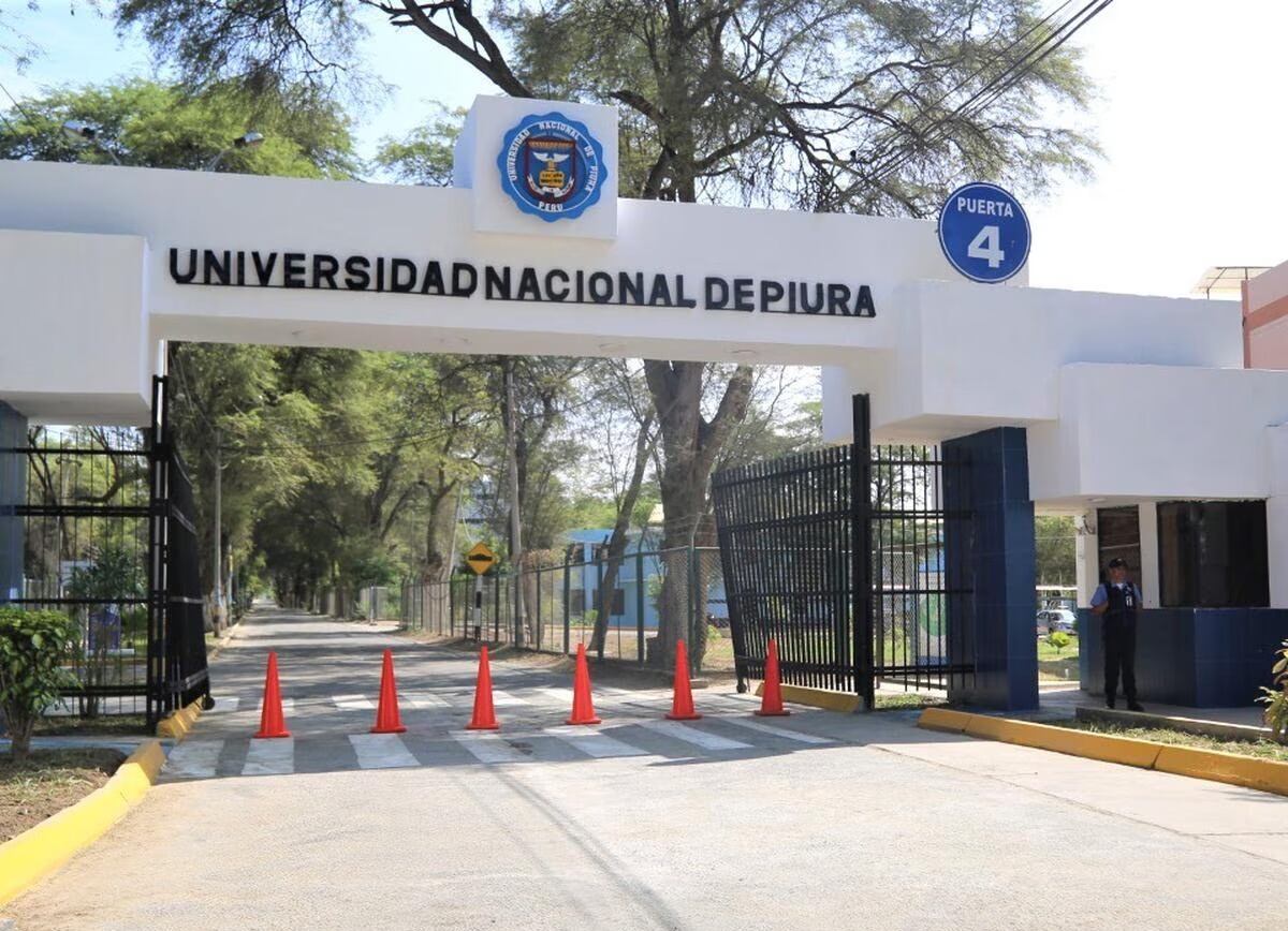 Rector invitó a parlamentario de Bloque Magisterial que, junto a otros parlamentarios, impulsan proyectos de ley que configurarían un debilitamiento de las resistidas evaluaciones docentes