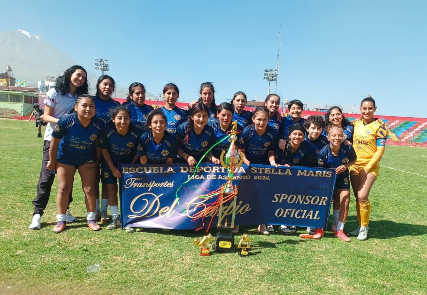 Stella Maris campeona en la Liga de Ascenso Femenino en Cayma (Foto: Vicente Medina)