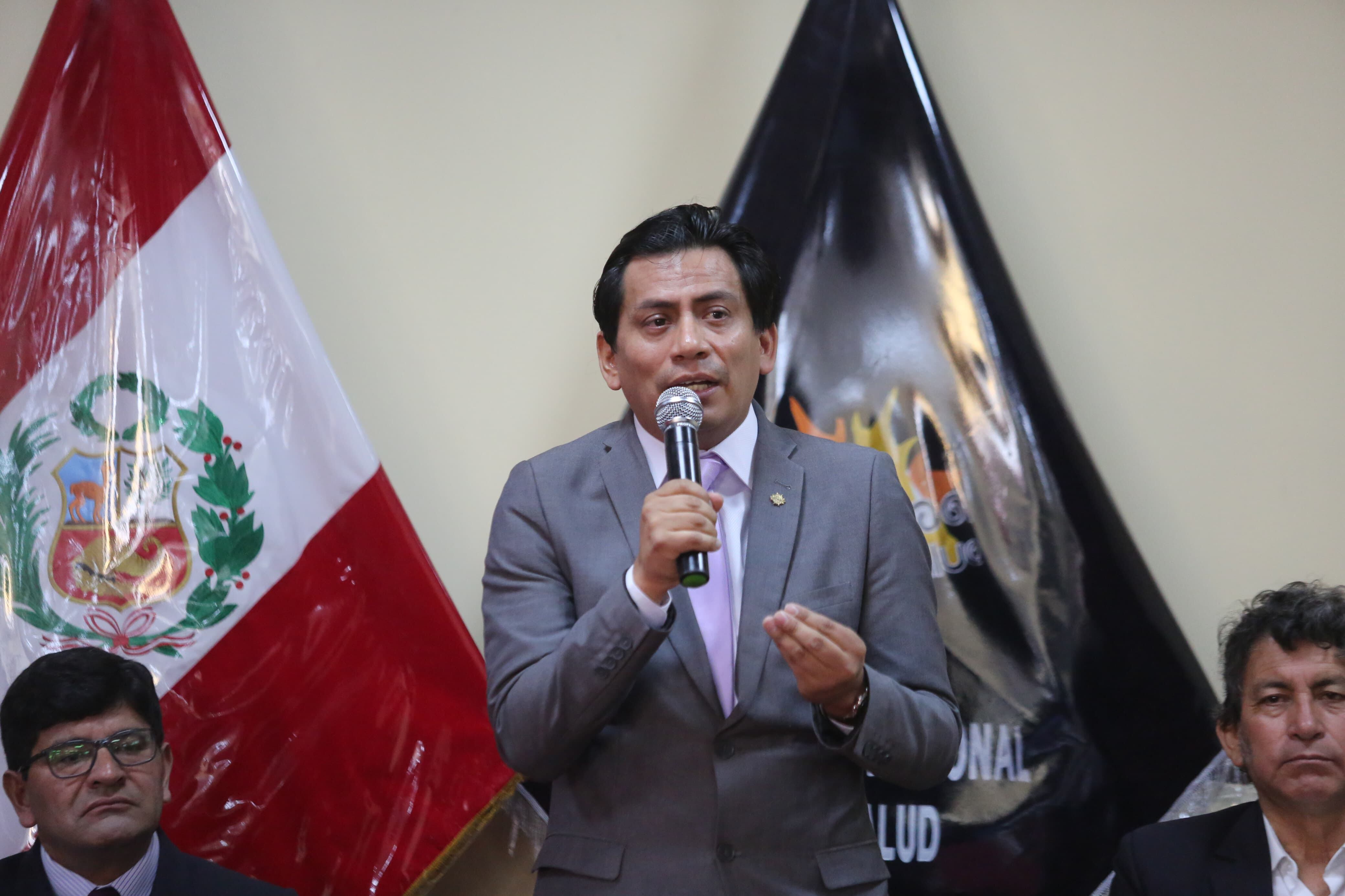Abraham Rodríguez Rivas es el nuevo gerente regional de Salud de Arequipa. Foto: Leonardo Cuito.