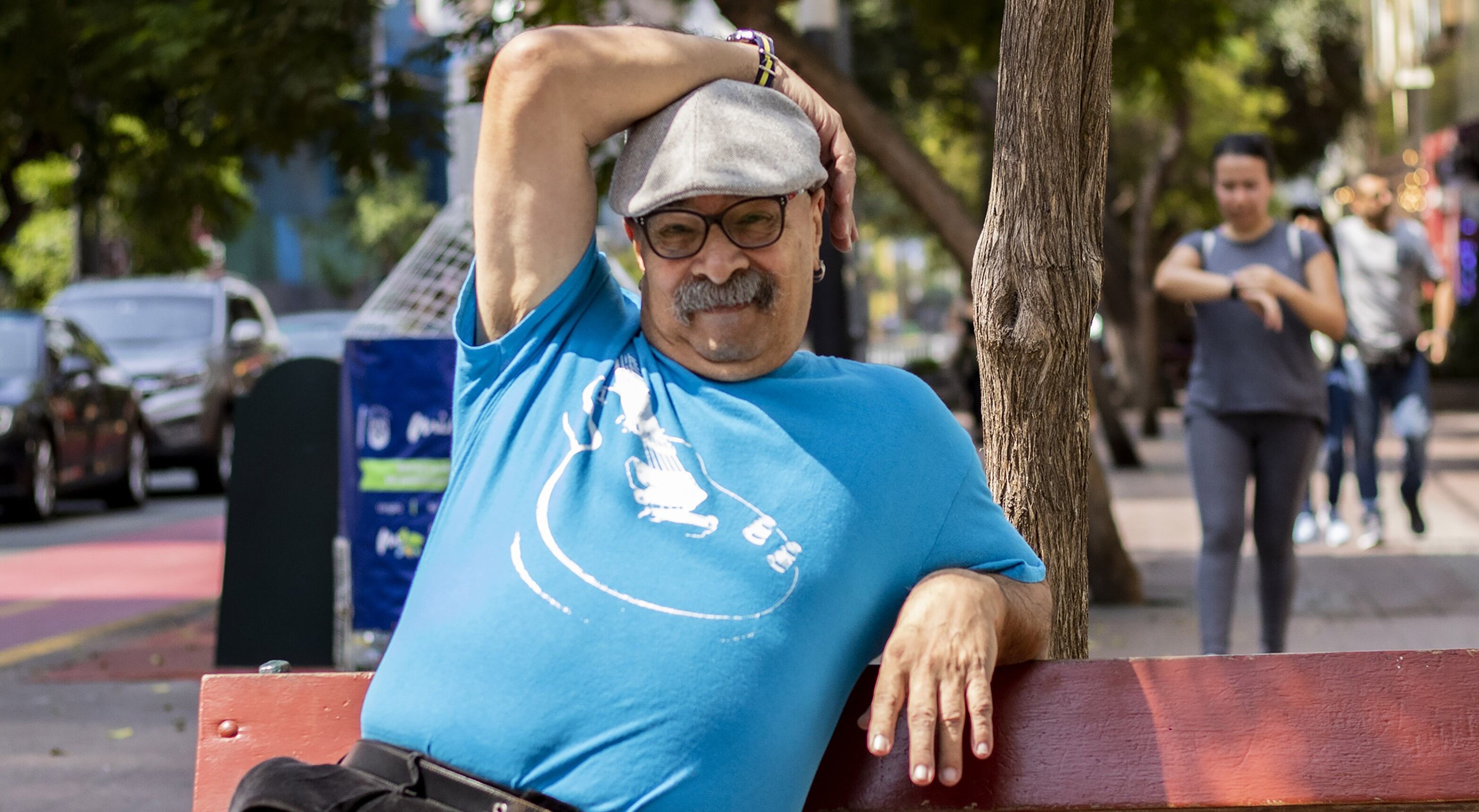 Andrés Dulude junto a Jean Pierre Magnet se presentarán los días sábado 24 y domingo 25 de mayo en el histórico Teatro Municipal de Lima, donde el fundador de Frágil interpretará temas emblemáticos de su autoría como Av. Larco (un himno del rock nacional), La del brazo, El caimán, Caras, Como un loco, acompañado de La Bandatronic.