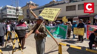 Huancayo: Docentes cesantes marchan para exigir pensión digna