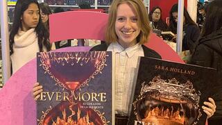 Sara Holland presentó ‘Evermore’, una historia llena de magia y alquimia