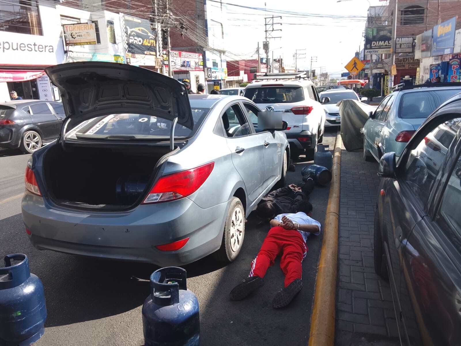 Detienen a tres presuntos estafadores con transferencia por S/1.740 en Arequipa