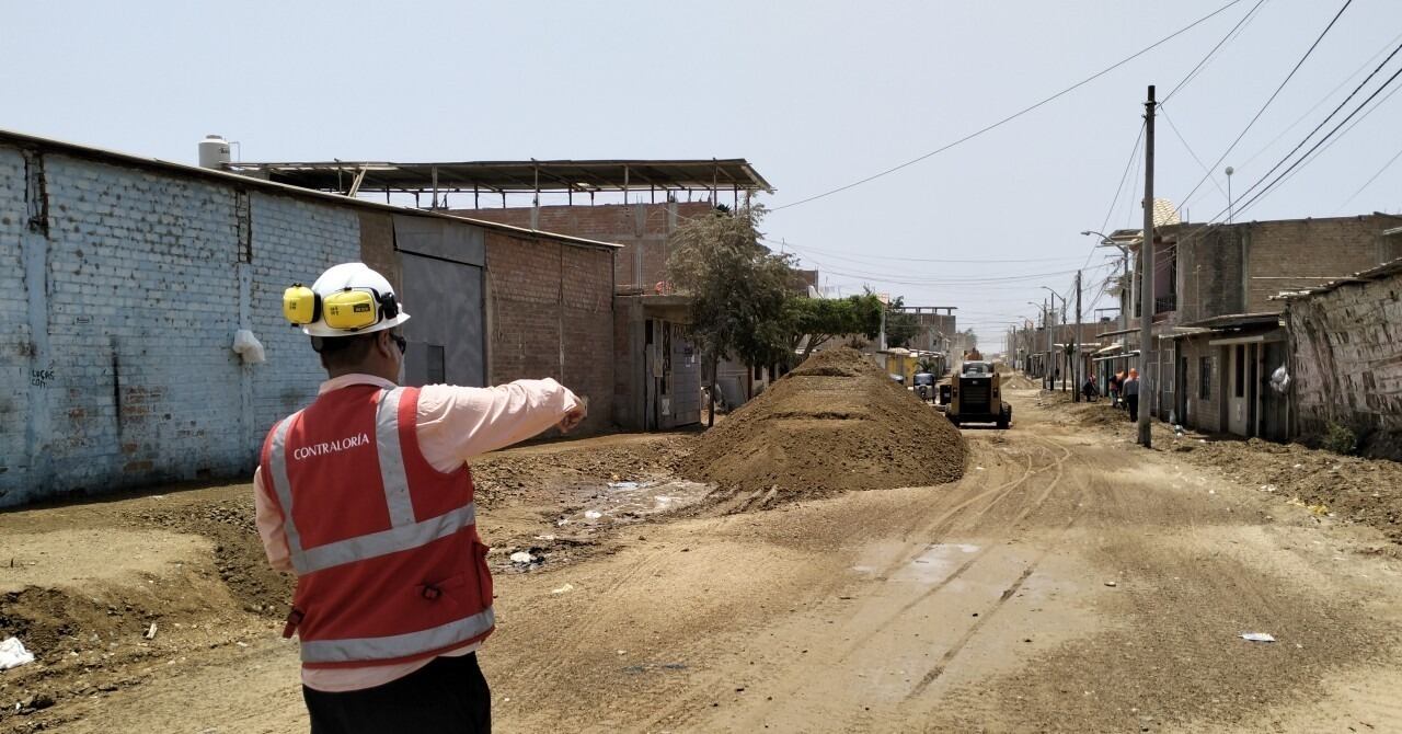 La cartas fianzas emitidas tienen un nombre distinto a la institución, por lo que se corre el riesgo de que no puedan ser ejecutadas en caso se presenten problemas
