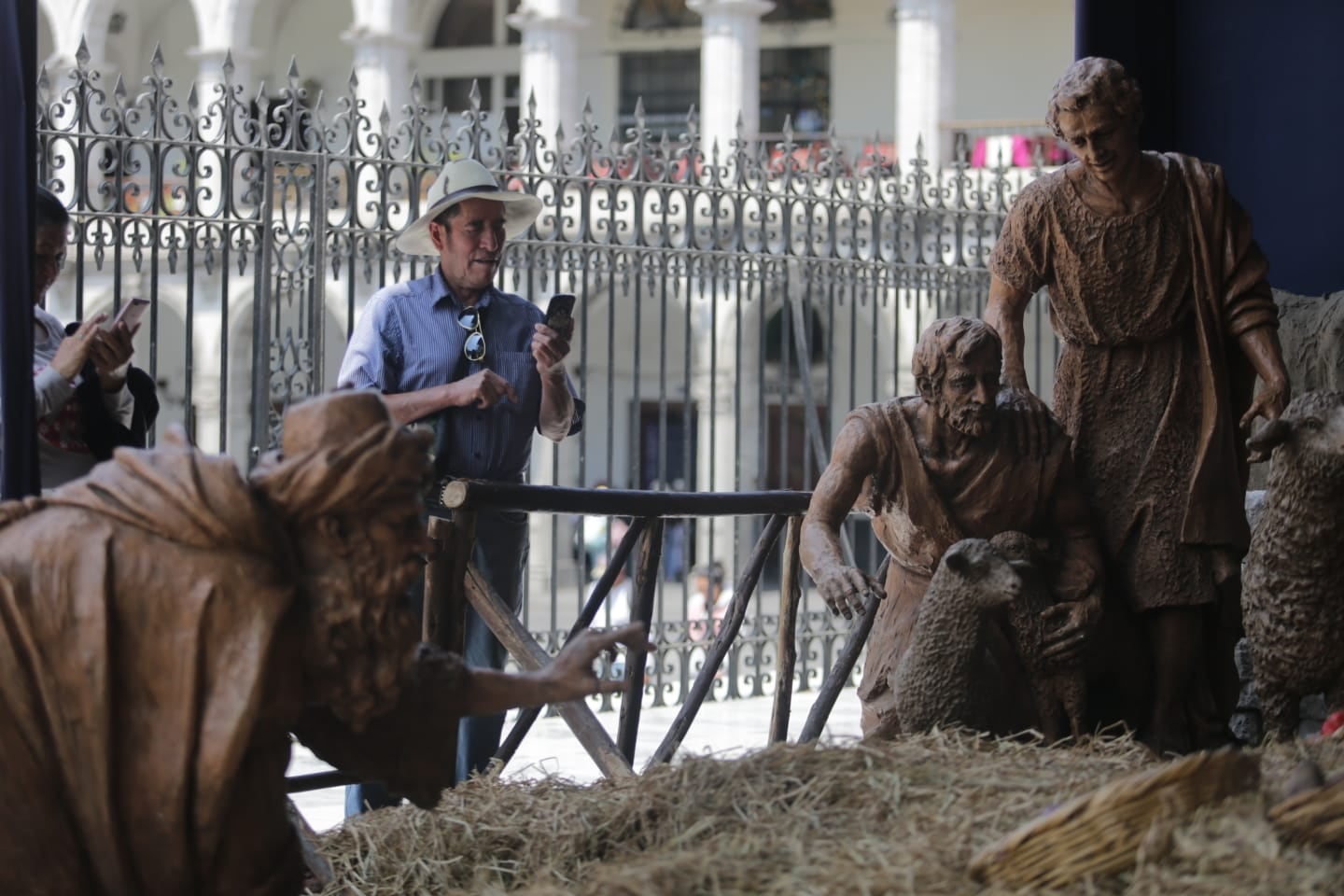Población tendrá acceso para tomar fotos a la obra. (Foto: Leonardo Cuito)