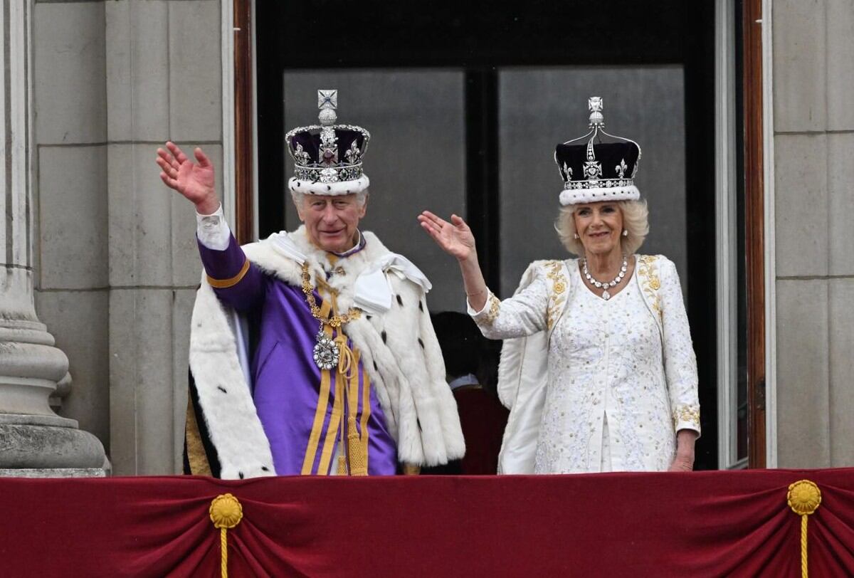 Según el comunicado oficial, el tumor fue descubierto durante una reciente intervención quirúrgica destinada a tratar un agrandamiento de próstata a finales de enero.