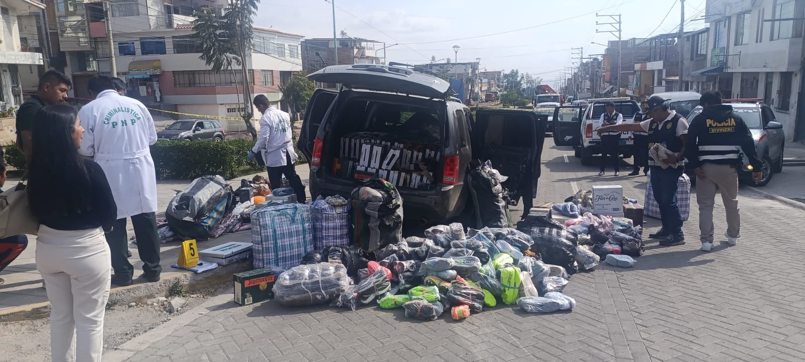 Contrabandista cae con mercadería valorizada en 80 mil soles en Arequipa (Foto: GEC)
