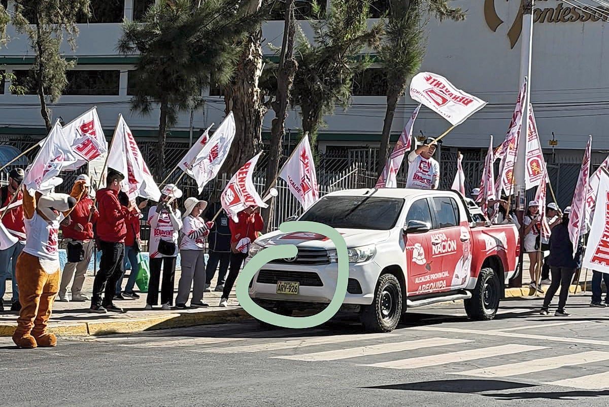 Proveeder ayuda en la campaña del alcalde Alfredo Benavente, quien postula a la alcaldía de Arequipa