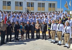 Estudiantes juramentan como Policía Escolar y BAPES en Arequipa