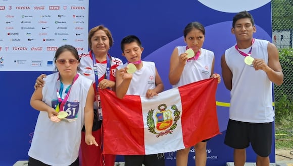 Deportistas de tres CEBE de Chimbote dejaron en alto el nombre del Perú durante competencia internacional realizada en Alemania.