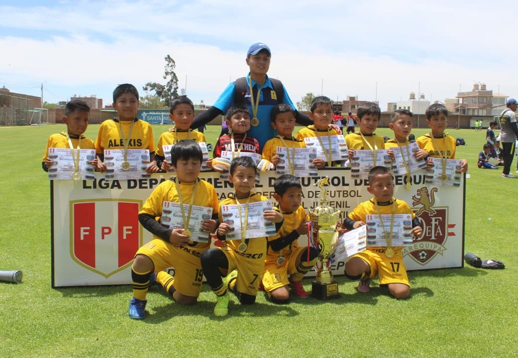 Cantolao Miraflores, campeón Sub-07 en Creciendo con el Fútbol en Arequipa. (Foto: Álvaro Figueroa/@photo.gec)