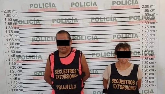 La Policía intervino a Flor de María Gutiérrez, mamá de Alexander Pérez Gutiérrez, al interior de su vivienda en Alto Trujillo. Se le incautó un explosivo y celular robado.
