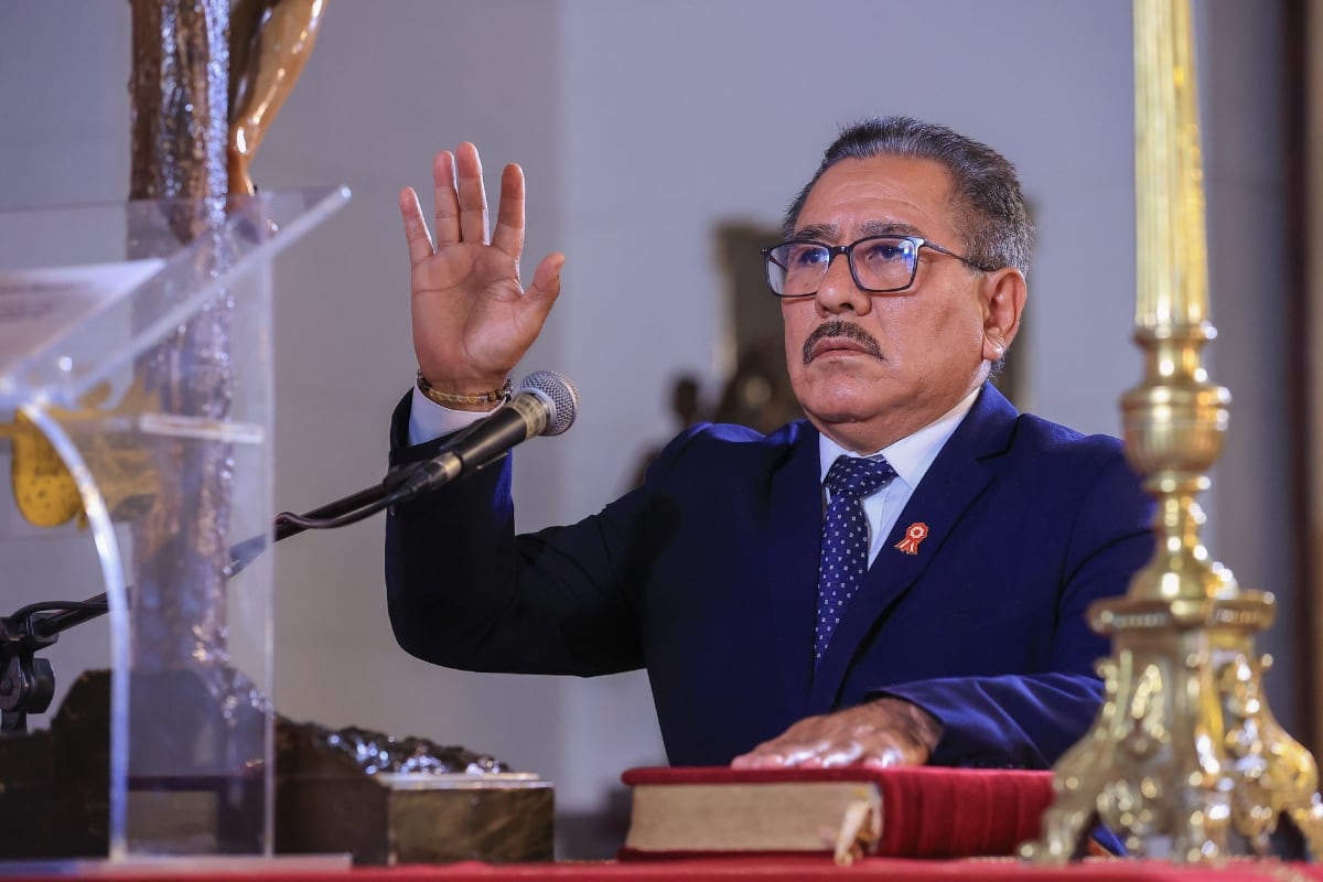 Congresista Jorge Marticorena asume el Ministerio de Educación tras renuncia de María Esther Cuadros. (Foto: Presidencia del Perú)
