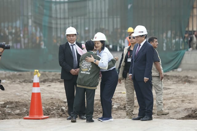 Keiko Fujimori anuncia S/ 6,000 millones para construir colegios en Perú durante 2027 (Fotos: Mario Zapata/GEC)