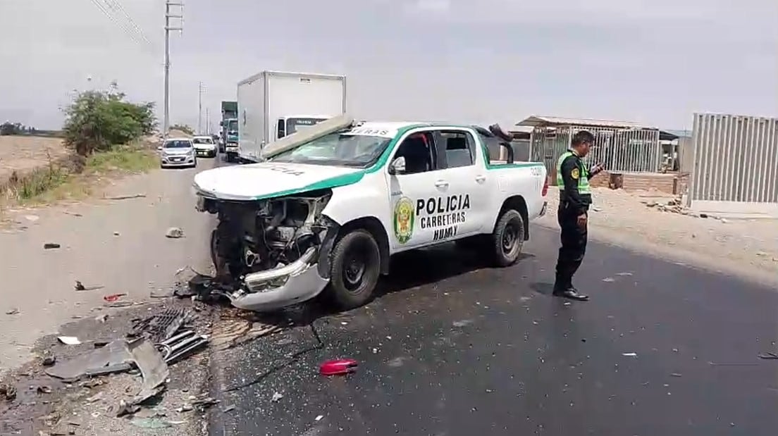 Pisco: brutal choque entre auto y patrullero policial en la vía Los Libertadores deja a menor herida