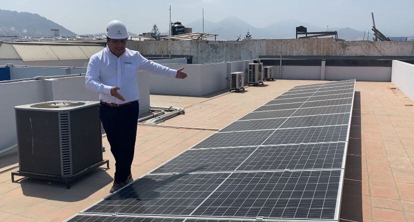 El objetivo es adecuarse a las energías renovables y reducir su potencia energética consumida en las distintas áreas administrativas de su sede. Además, se genera menos emisiones dañinas frente a la crisis producida por el cambio climático.