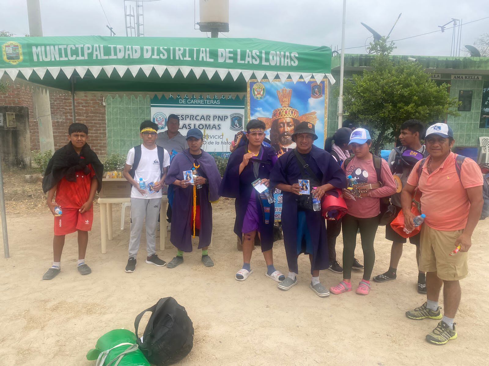 Hermandades caminan al santuario del Señor Cautivo de Ayabaca desde la provincia de Sullana