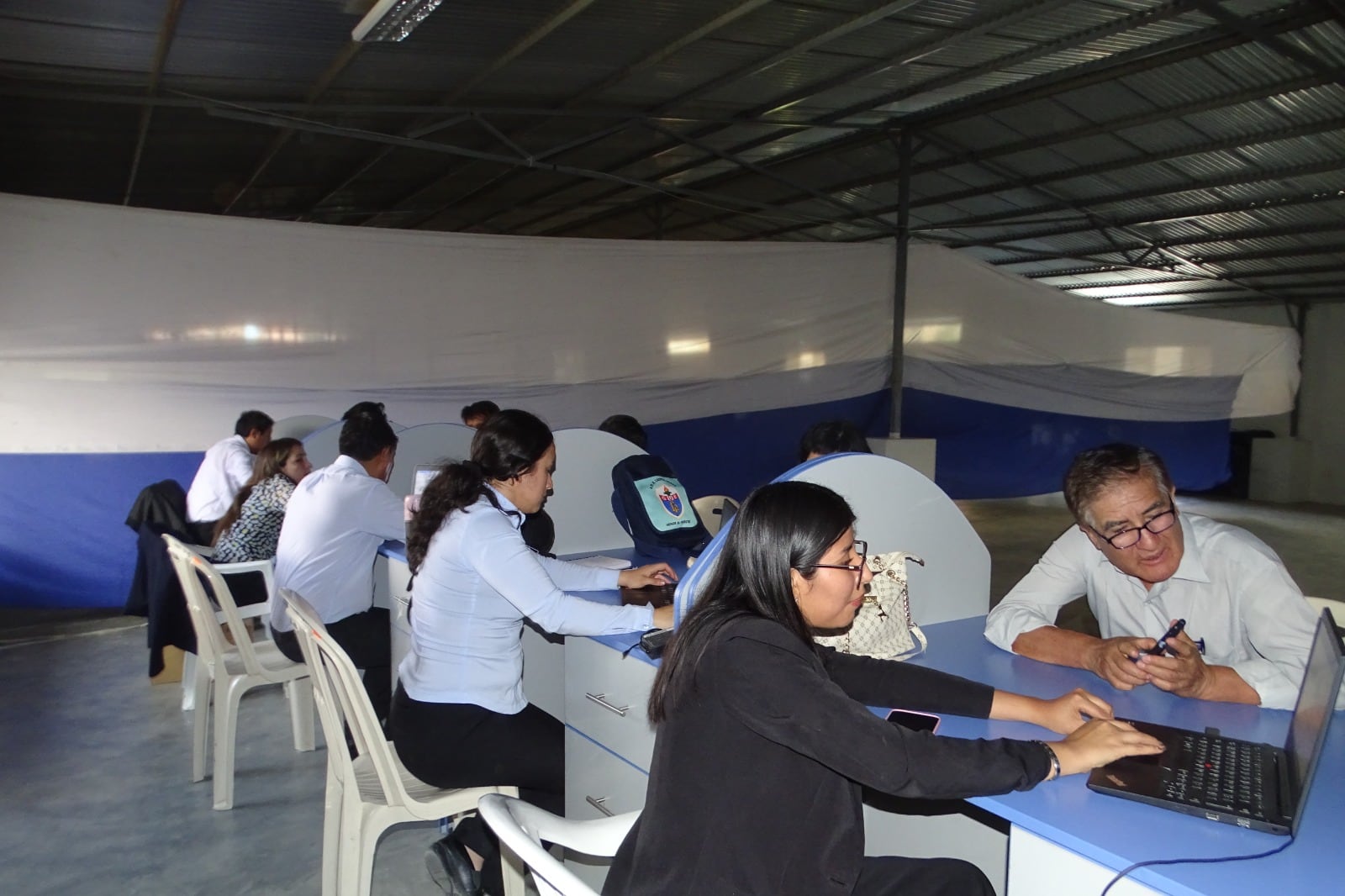 Deben estar comprometidos con la protección del medio ambiente