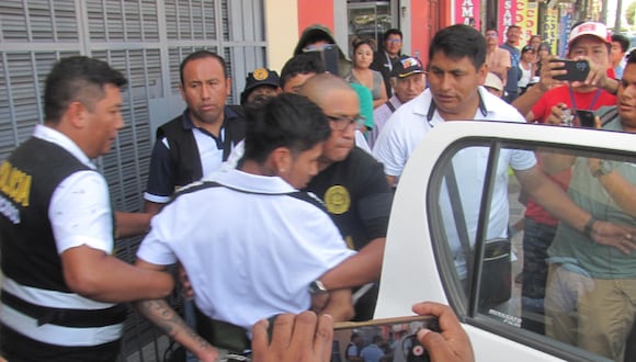 El 26 de enero policías del Departamento de Investigación Criminal y la fiscal Iris León allanaron la vivienda del presunto asesino. (Foto: Difusión)